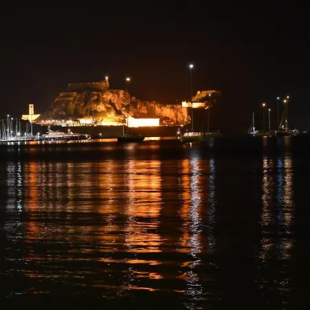 Garitsa Bay Διαμέρισμα